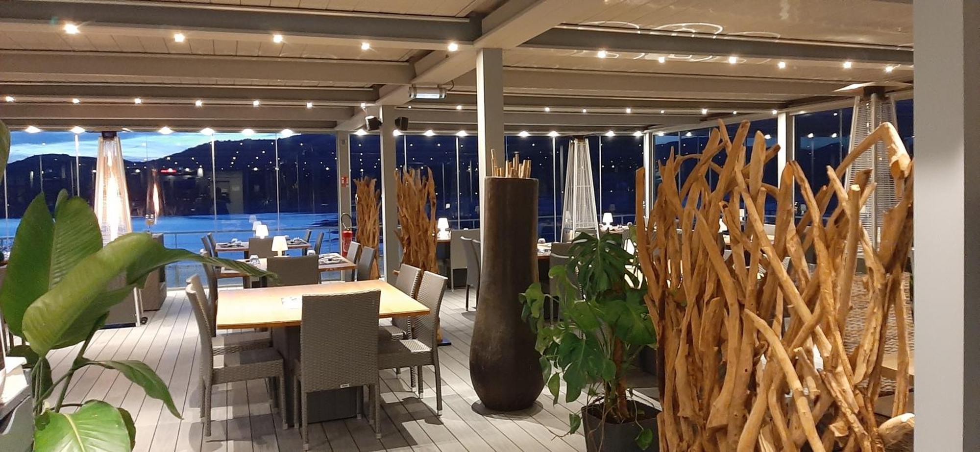 Hotel Les Flots Bleus Savines Ngoại thất bức ảnh